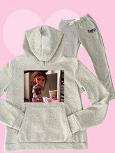 Load image into Gallery viewer, Lazy Girl Women’s 2 piece sweatsuit 💕
